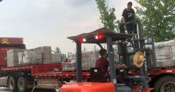 荆州 黄金麻冰裂纹，地铺石装车