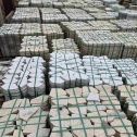 荆州 黄金麻白麻花岗岩荔枝面地铺石(冰裂纹)