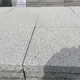 荆州 白麻花岗岩石材推荐 荔枝面地铺石