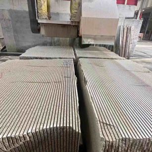 荆州 车间生产日常，黄金麻白麻花岗岩