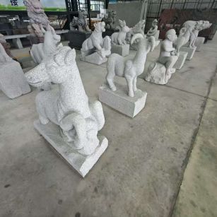 荆州 芝麻白花岗岩造型立体雕刻——十二生肖