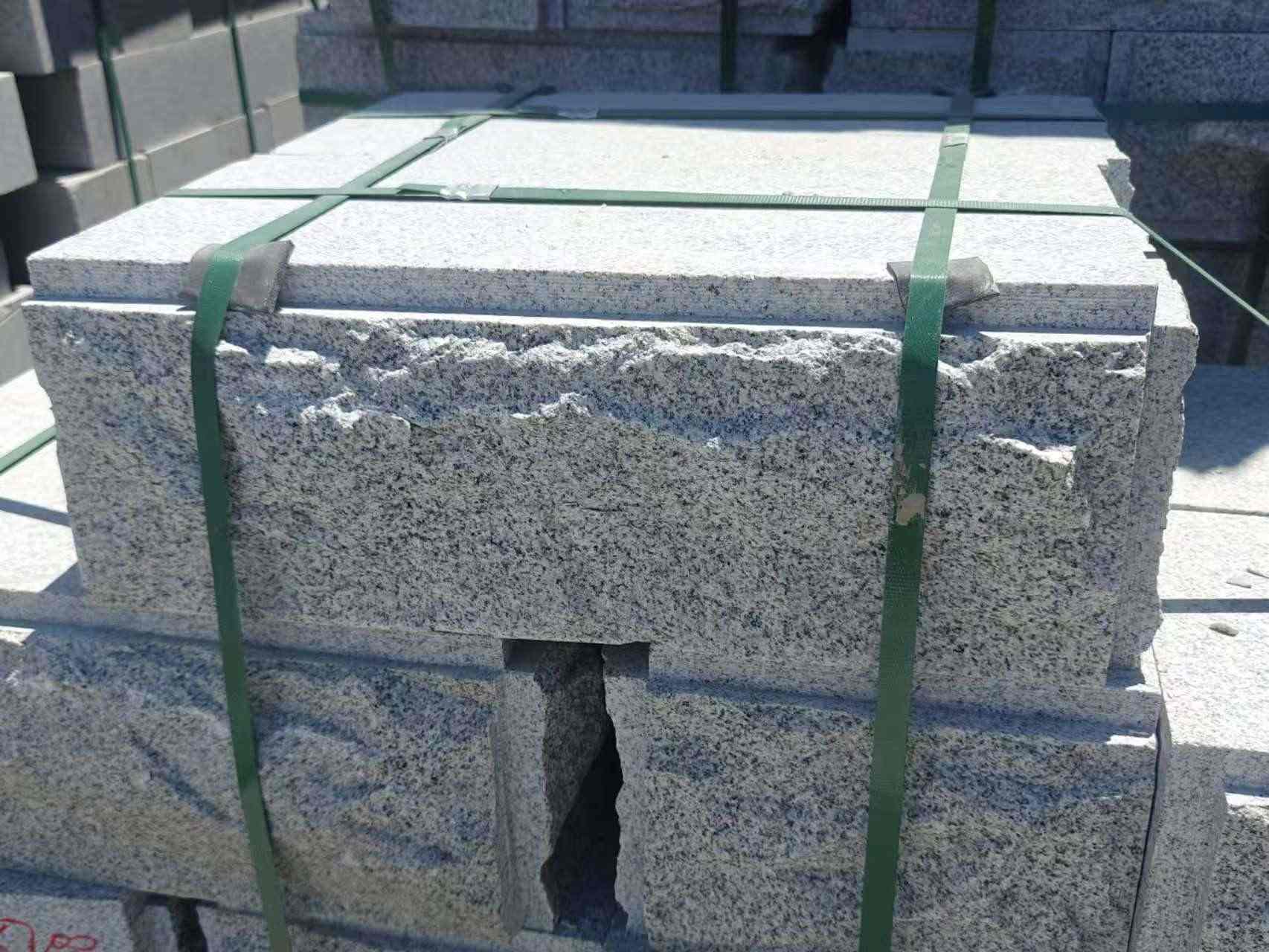 荆州 芝麻白花岗岩自然面成品