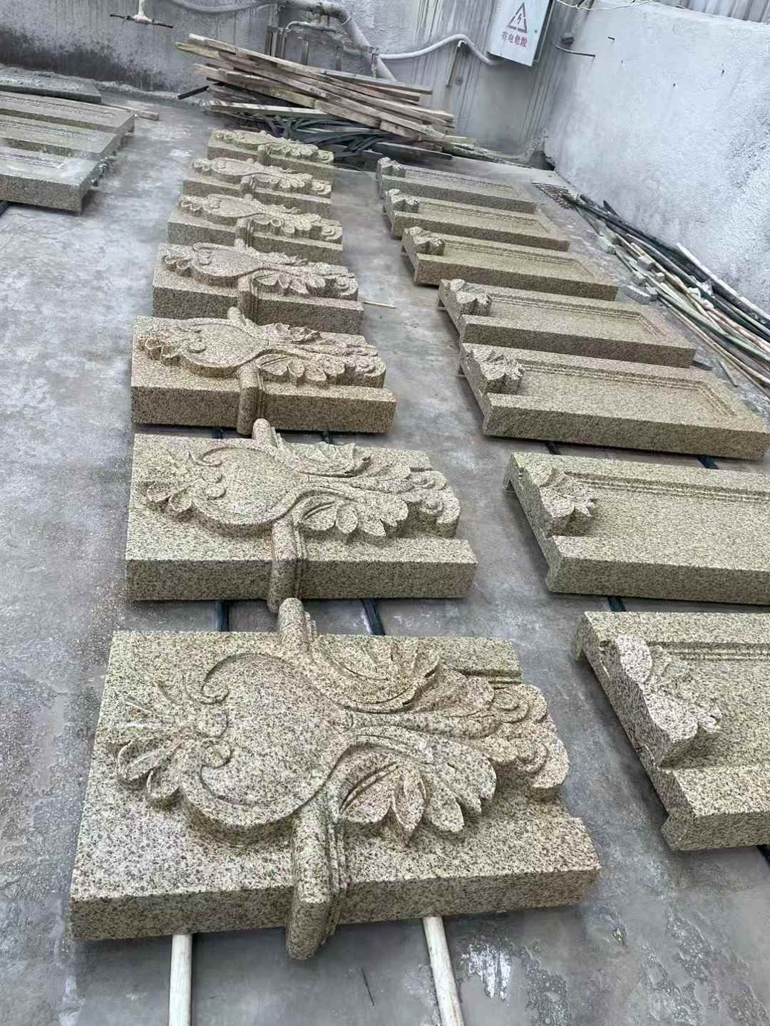 荆州 黄金麻花岗岩别墅外墙雕刻板