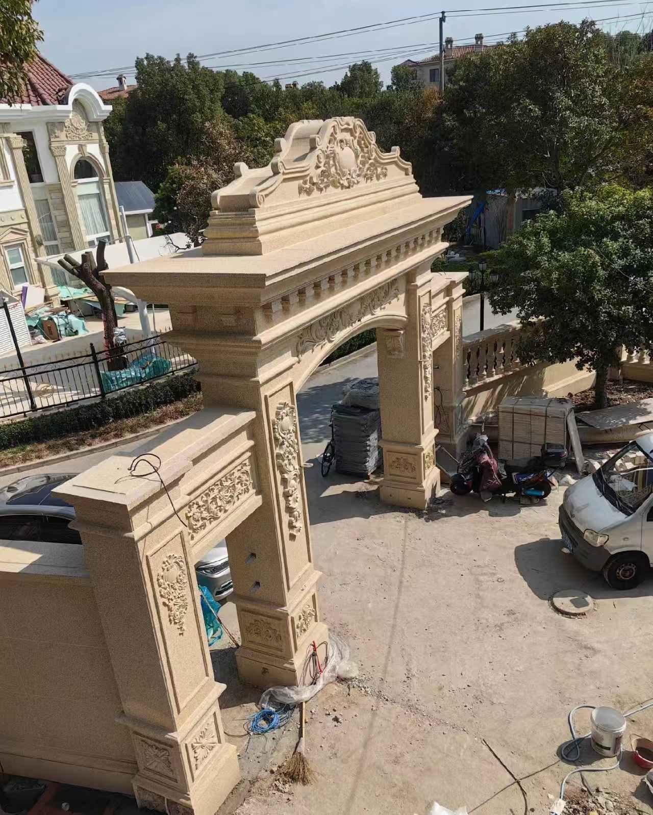 荆州 黄金麻荔枝面花岗岩别墅门楼