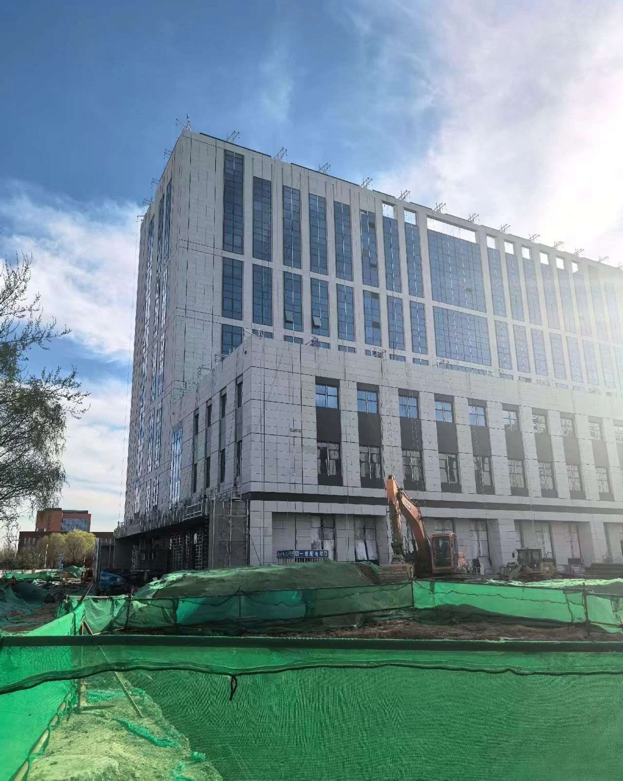 荆州 白麻花岗岩石材外墙干挂