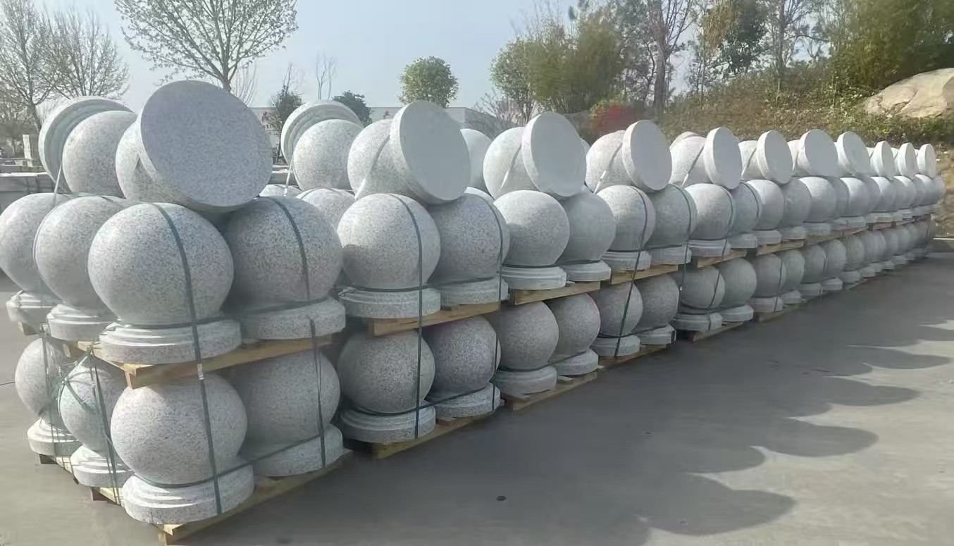 荆州 白麻花岗岩石材圆球，石球，挡车球，隔离球，景观石球，风水球等