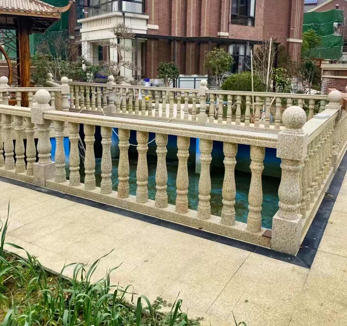 荆州黄金麻花岗岩石材栏杆，扶手，将军柱，花瓶柱