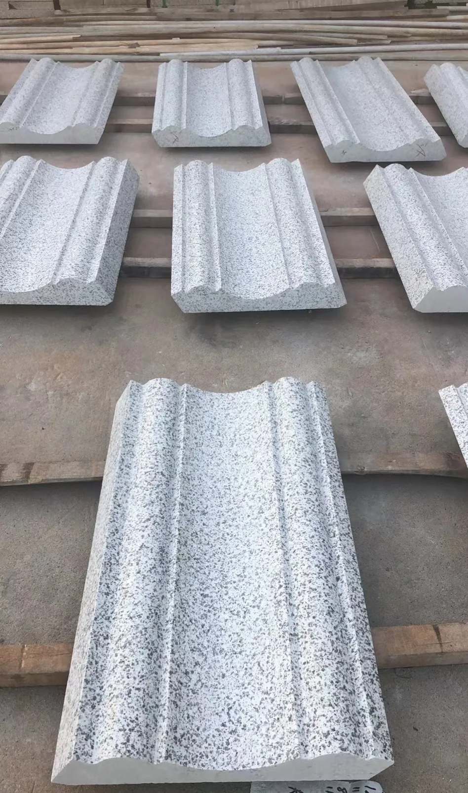 荆州 白麻花岗岩光面别墅线条