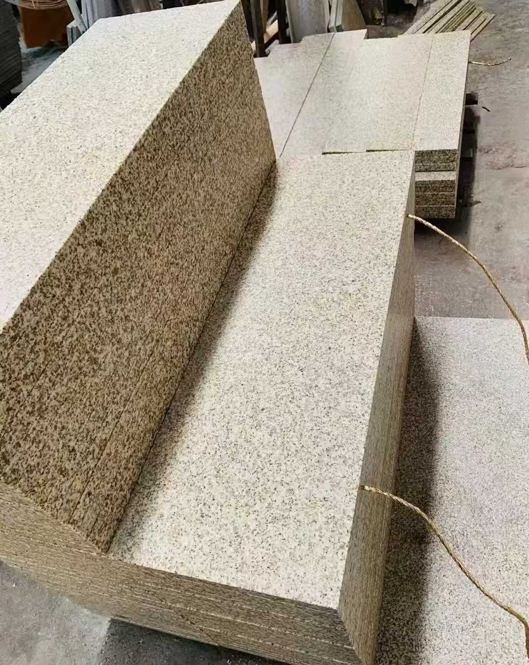 荆州 黄金麻荔枝面外墙干挂成品